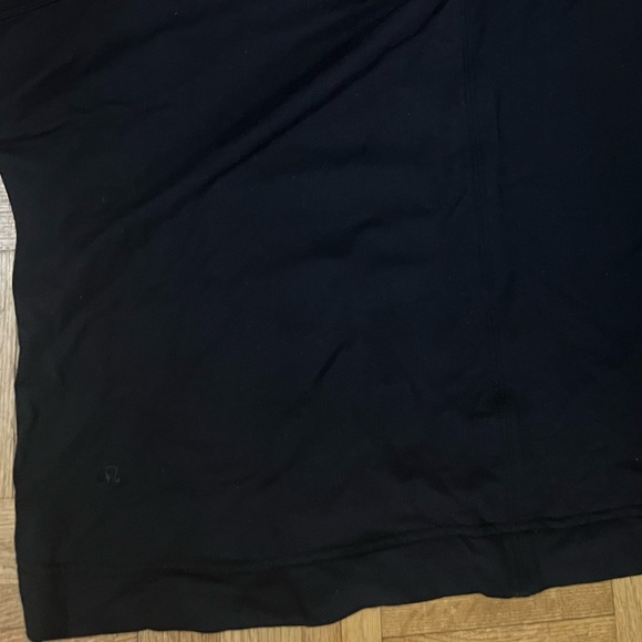 Authentic cropped lululemon black hoodie - Picture 2 of 2
